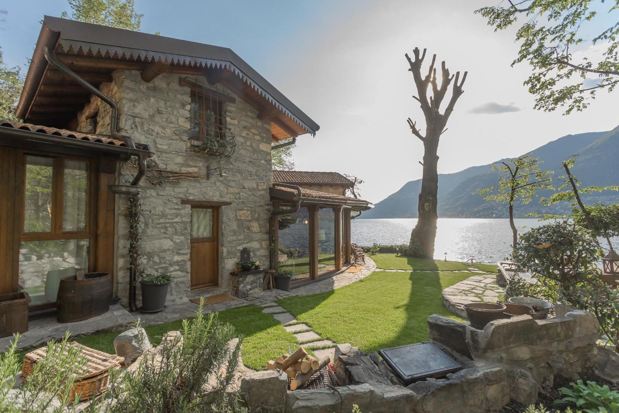 The Writer'S Nest Waterfront Villa By Rent All Como Faggeto Lario Zewnętrze zdjęcie