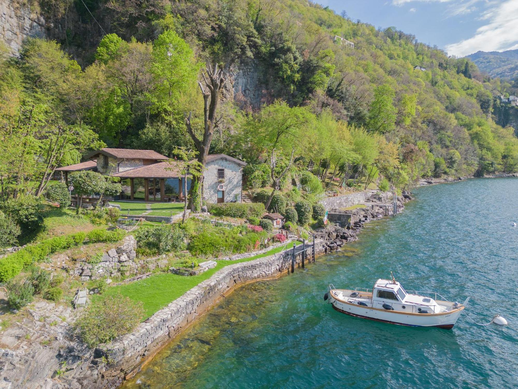 The Writer'S Nest Waterfront Villa By Rent All Como Faggeto Lario Zewnętrze zdjęcie